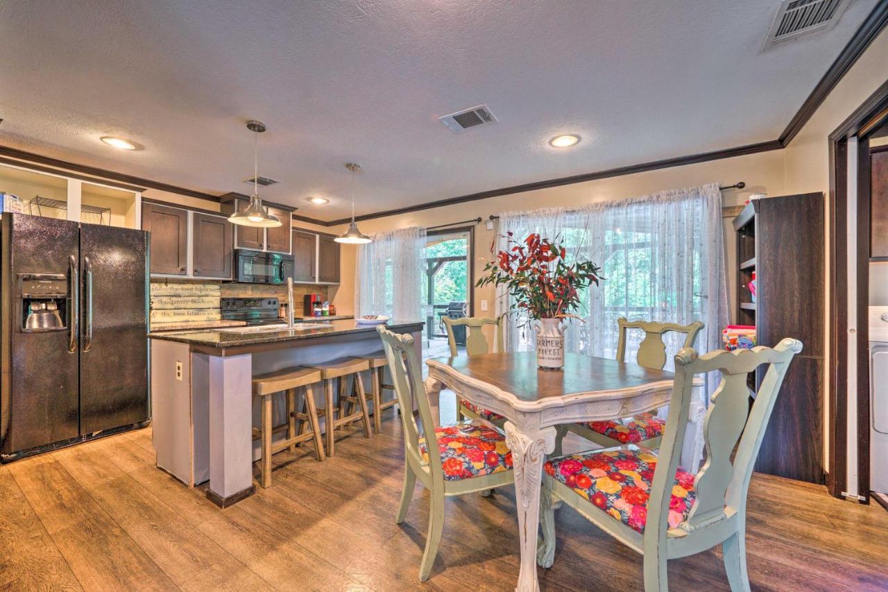 Pet-Friendly Home With Pool In Broken Bow! Bagian luar foto